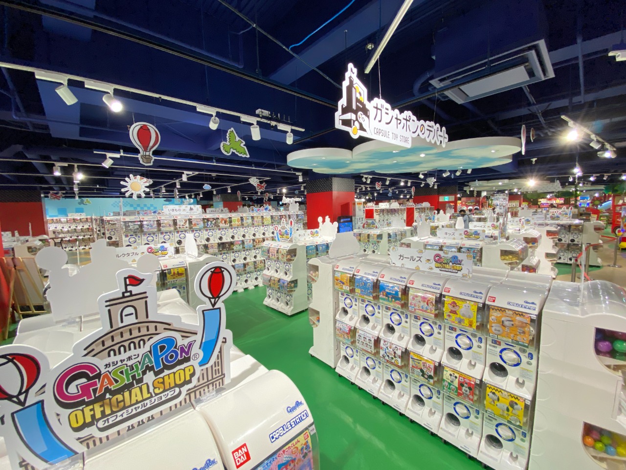 扭蛋百货博多运河城店 参考图 1